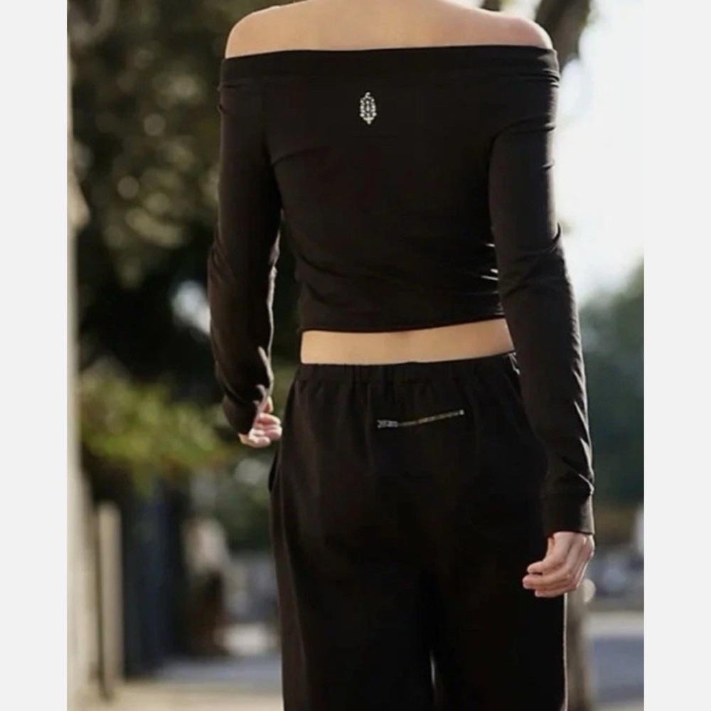 Free People Hot Shot Easy Set New without tags

size S - Picture 4 of 10